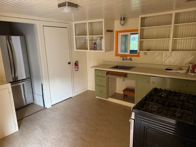 Photo - 421 8th St Unidad Rustic Cottage