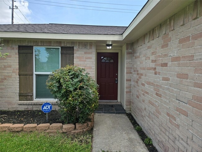 Building Photo - 2318 Green Valley Dr Rental