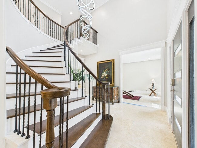 Photo - 702 Daria Ct
