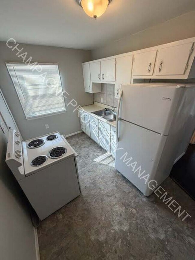 Photo - 615/617 Deweese St Unidad 615