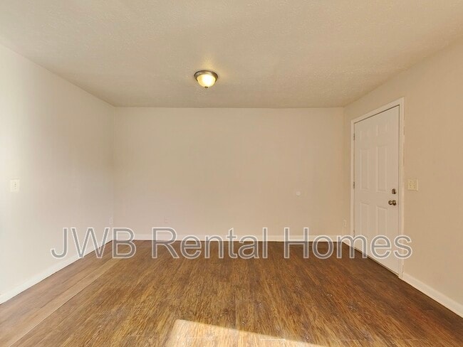 Photo - 226 Spruce St