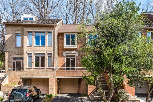 Photo - 10905 Whiterim Dr Townhome