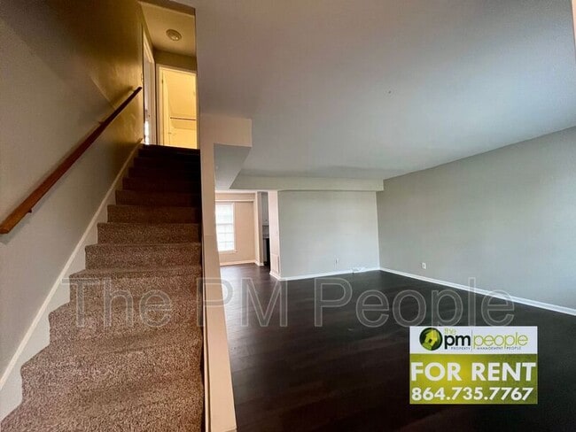 Photo - 102 Wexford Dr