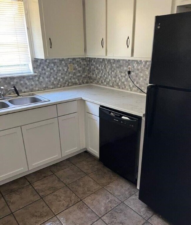 Photo - BELOW MARKET RENT!