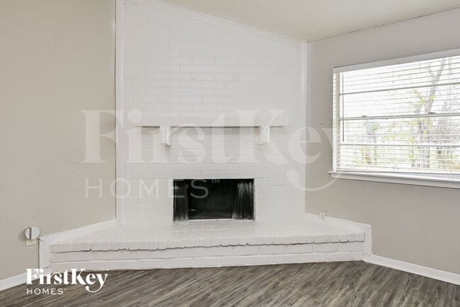 Photo - 4927 Kilkenny Dr