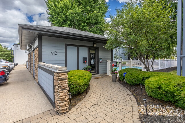 Leasing Office - Tivoli Apartments