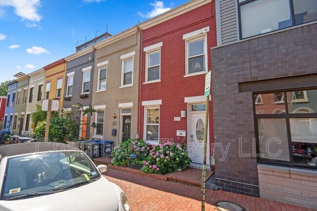 219 Parker St NE