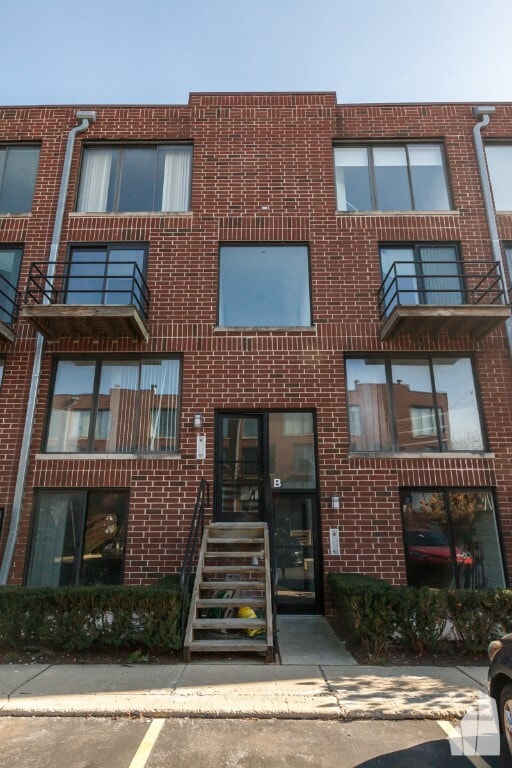 Building Photo - 936 W Grace St Unit #A202 Rental