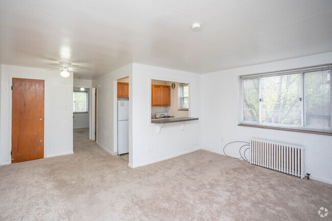 1BR, 1 BA - Living Room