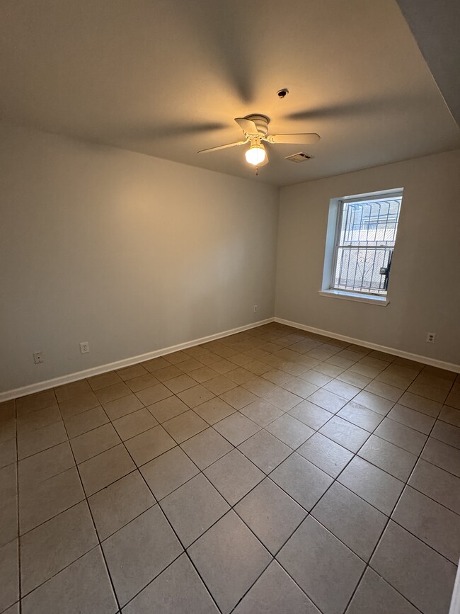 807 S 14th St Unit 1