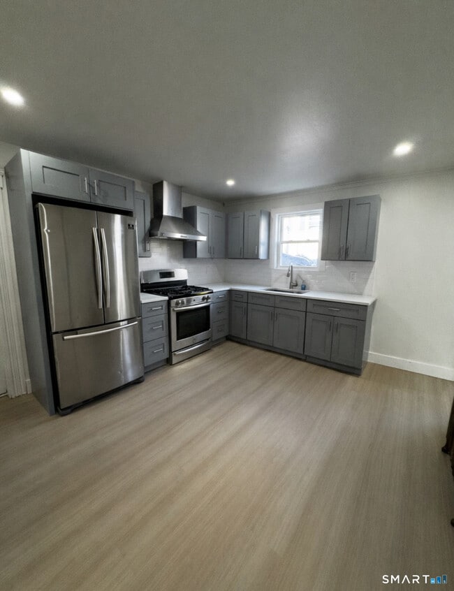 Building Photo - 340 Brightwood Ave Unit 1