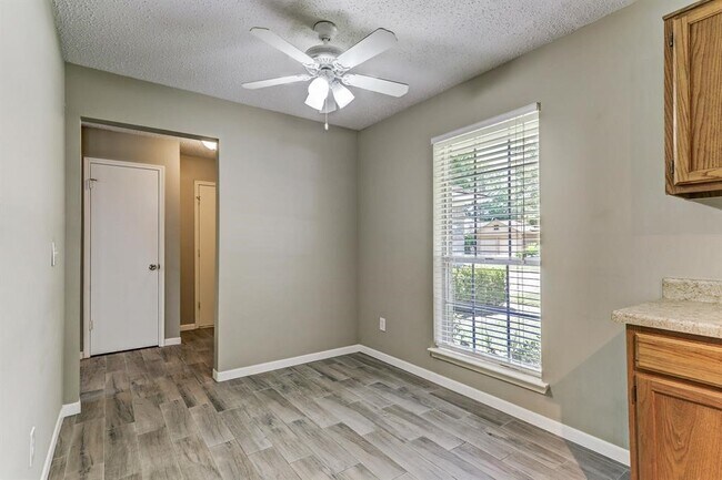 Photo - 7750 Springville Dr