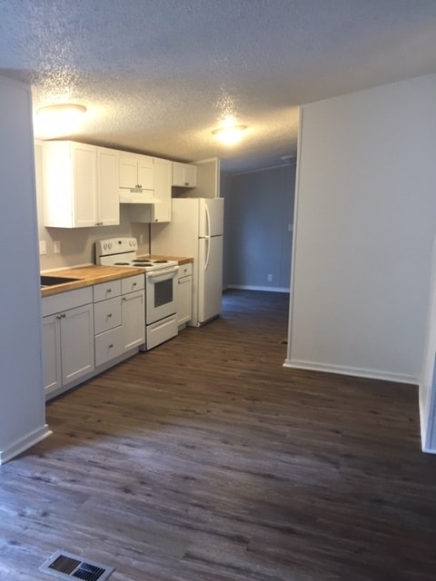 Photo - 545 Wancy Cir