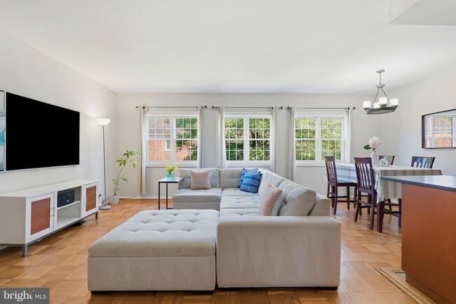 Photo - 3486 Gunston Rd