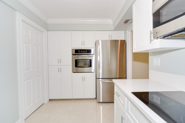Photo - 709 W Royal Palm Rd