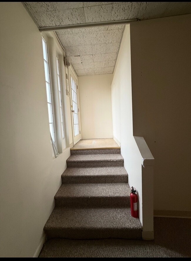 181 Main St Unit 2