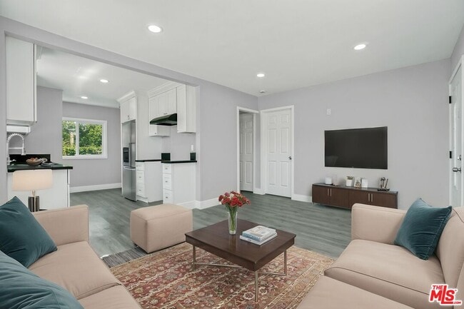 Photo - 1254 1/2 W Exposition Blvd