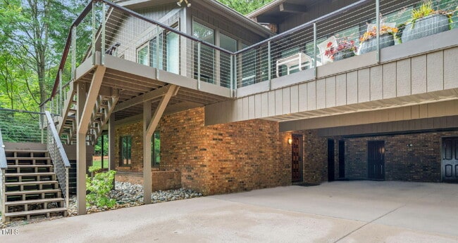 Building Photo - 100 Laurel Hill Cir