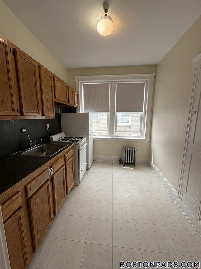 1687 Commonwealth Ave Unidad 32