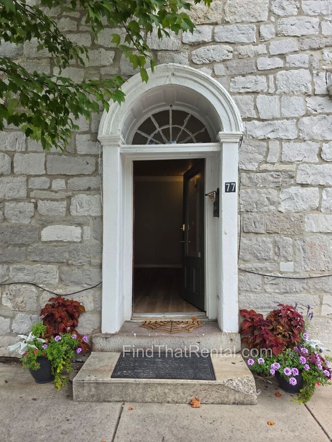 Photo - 102 N Bedford St Unidad 77 E Louther St, Carlisle, PA 17013