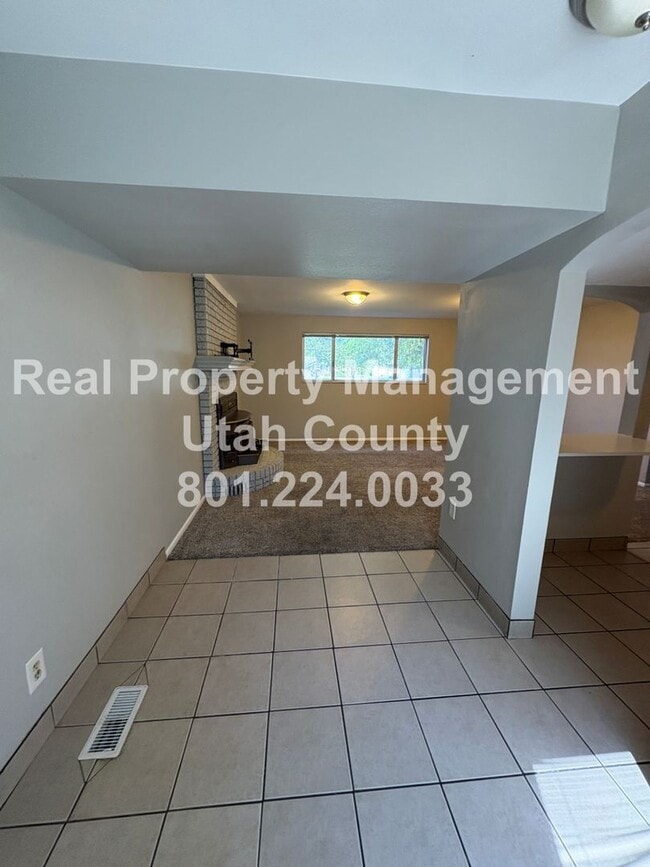 Photo - 1474 N 375 W