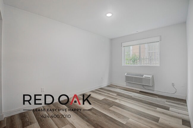 Photo - 2837 San Marino St Unit 205