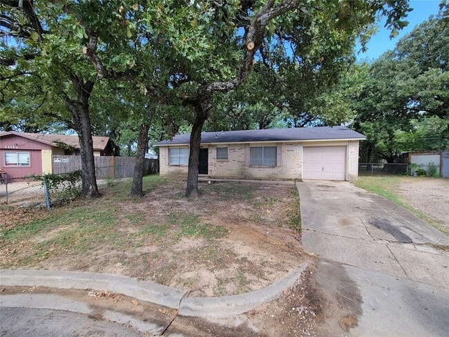Building Photo - 11117 Erich Dr Rental