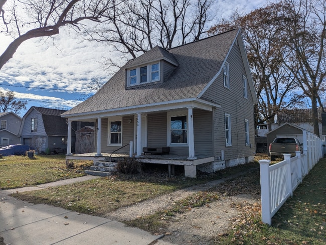 Photo - 518 N Hanover St