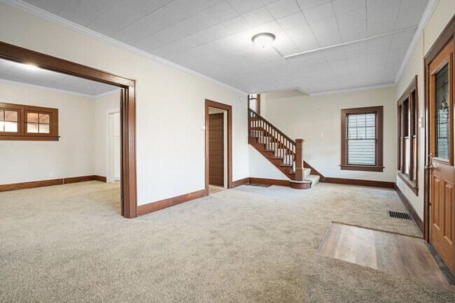 Photo - 3 BED 2 FULL BATH W/ OFFICE - AVAILABLE JU...