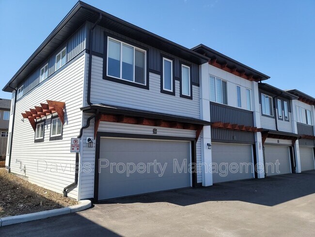 Photo - 446 Allard Blvd SW