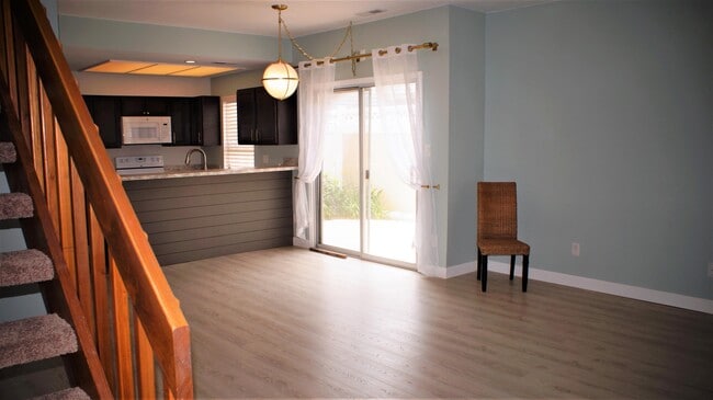 Photo - 3661 Essex Pond Quay