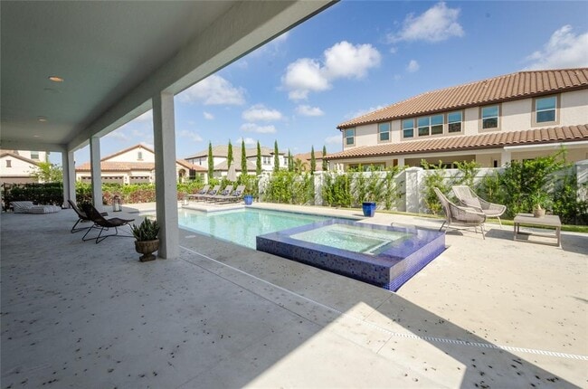 8539 Pippen Dr