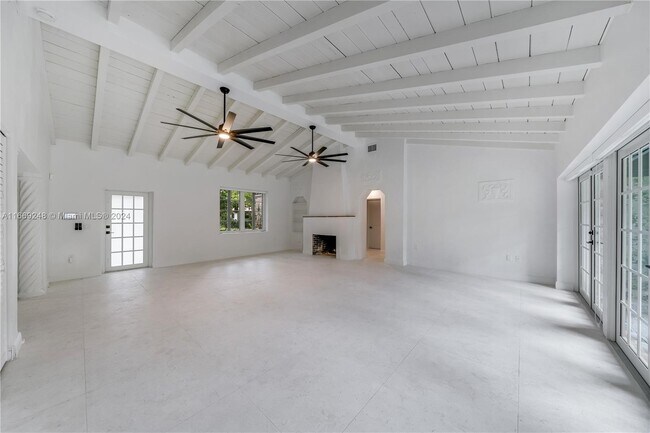 504 Navarre Ave
