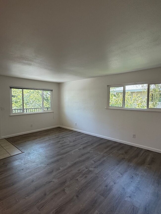 Photo - 6516 Bremen Dr