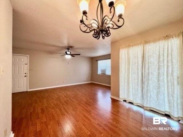 Photo - 512 Lake Forest Blvd