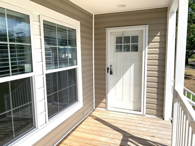 Photo - 147 Woodland Dr