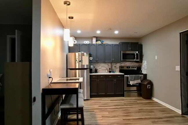 Photo - 1204 S Lake Dr Unit 3
