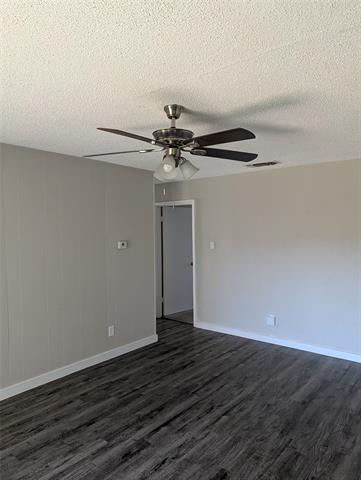 Photo - 5649 Conroy St