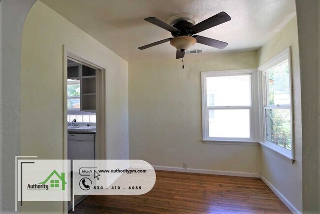 Photo - 841 South St