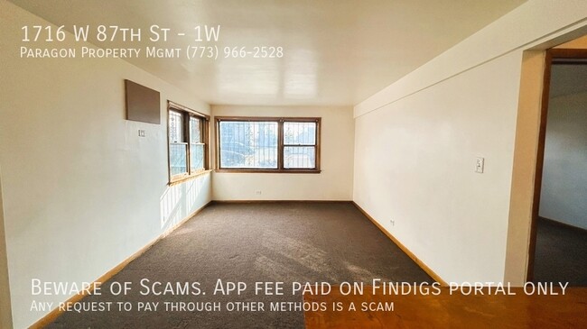 Photo - 1716 W 87th St Apartamento Unidad 1W