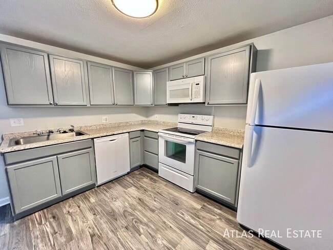 Building Photo - 1016 Magnolia St Unit A