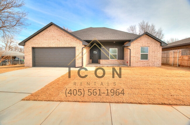 Building Photo - 809 S 2nd St