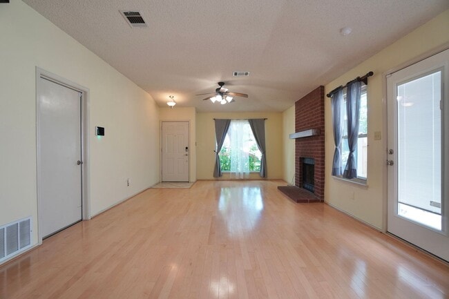 Photo - 14009 Conner Downs Dr