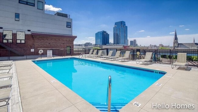 Building Photo - 600 Broadway Ave NW Unit 403 Rental