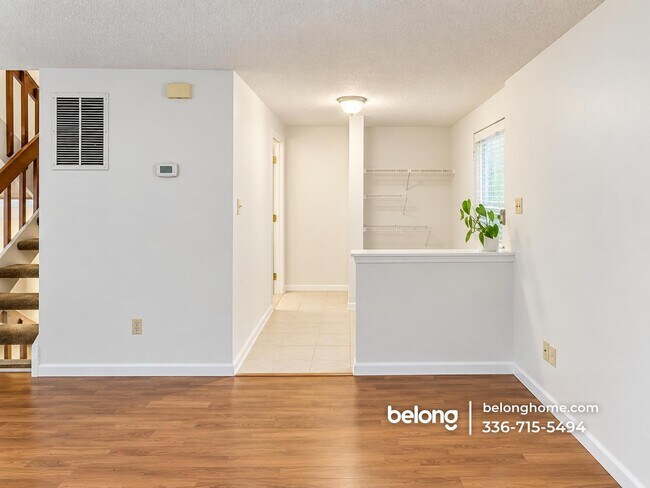 1910 Fox Sterling Dr