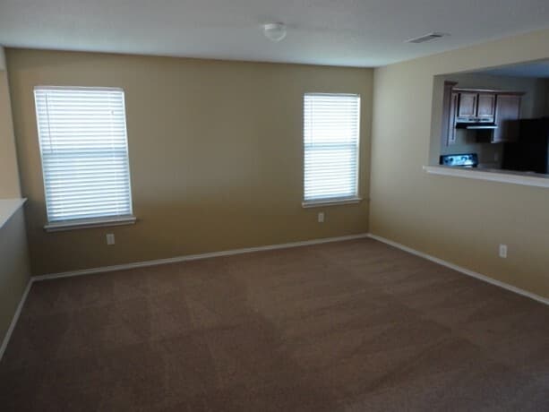 1409 Ashview Cir