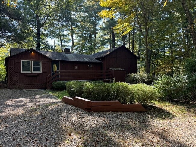 Building Photo - 32 Beeholm Rd
