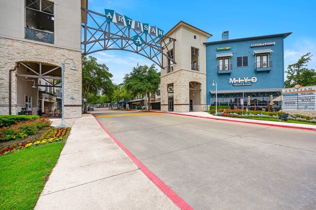 Apartamentos y tiendas artesanales, Austin, Texas - Artisan Apartments & Shops
