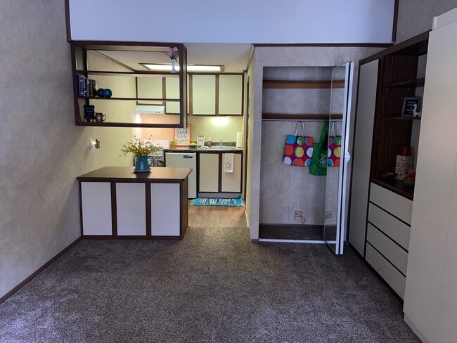 Studio entry