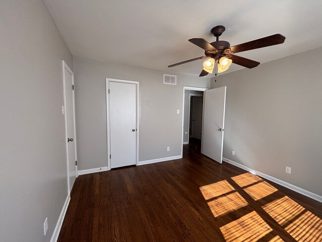 Photo - Elegance at its Finest